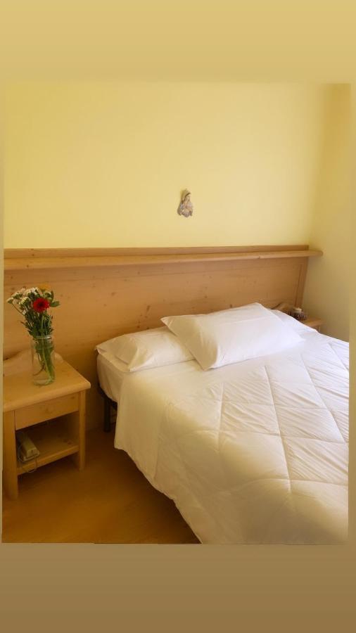 Albergo Campregheri Exterior foto